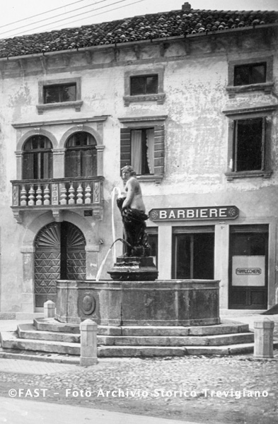 Vittorio Veneto, la Fontana degli Arditi